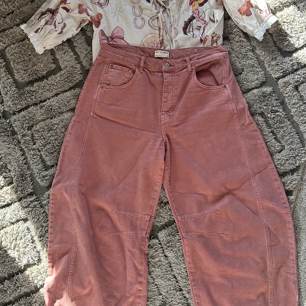We the free barrel jeans color rose
